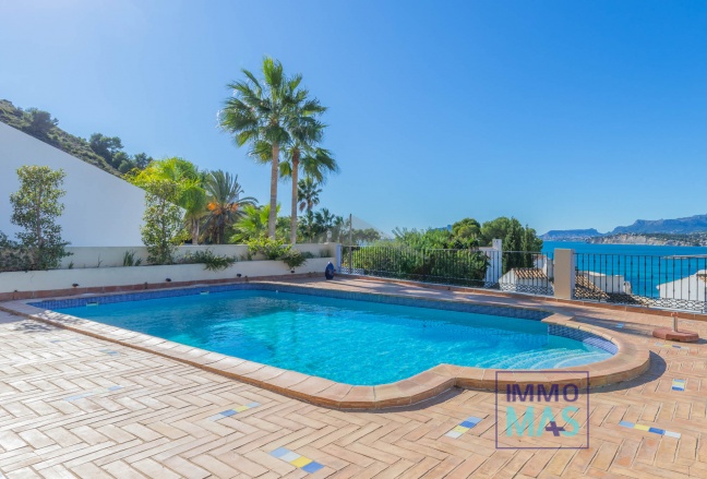 Resale - Villa - Moraira - El Portet