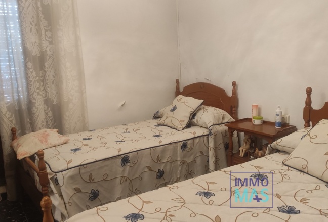 Resale - town_house - Sagra
