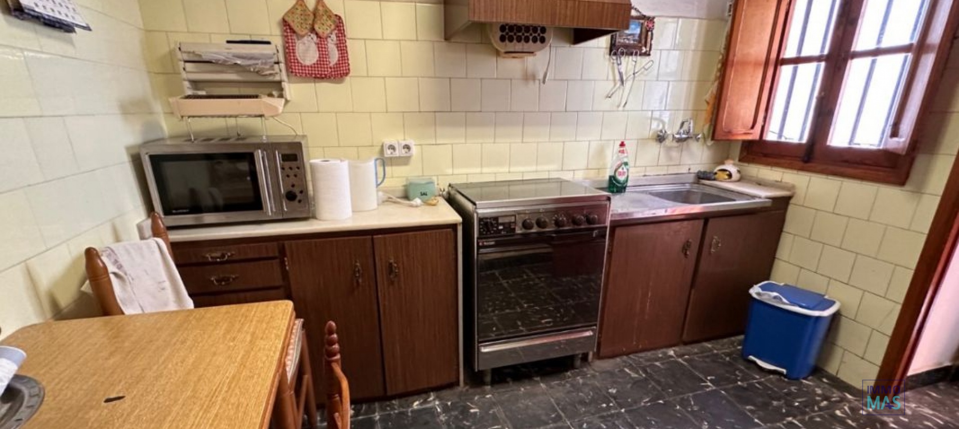 Resale - town_house - Sagra