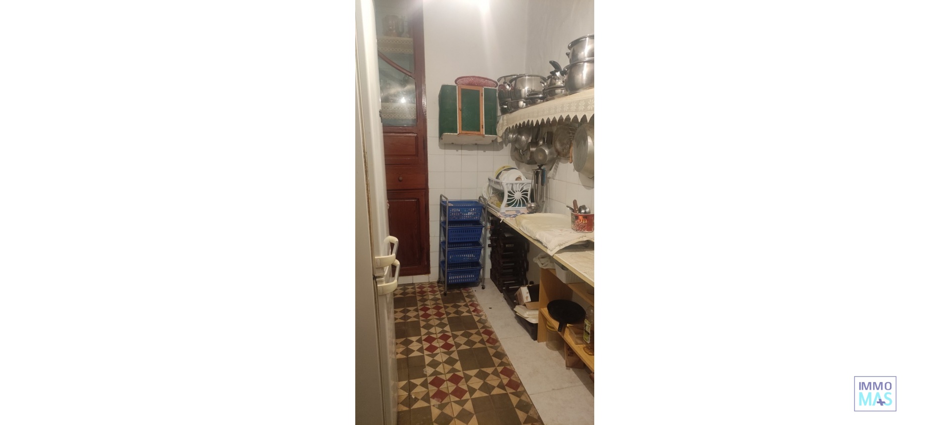 Resale - town_house - Sagra