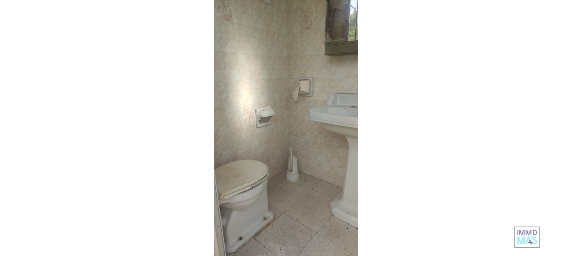Resale - town_house - Sagra