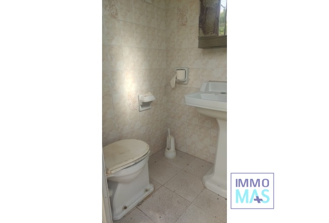 Resale - town_house - Sagra