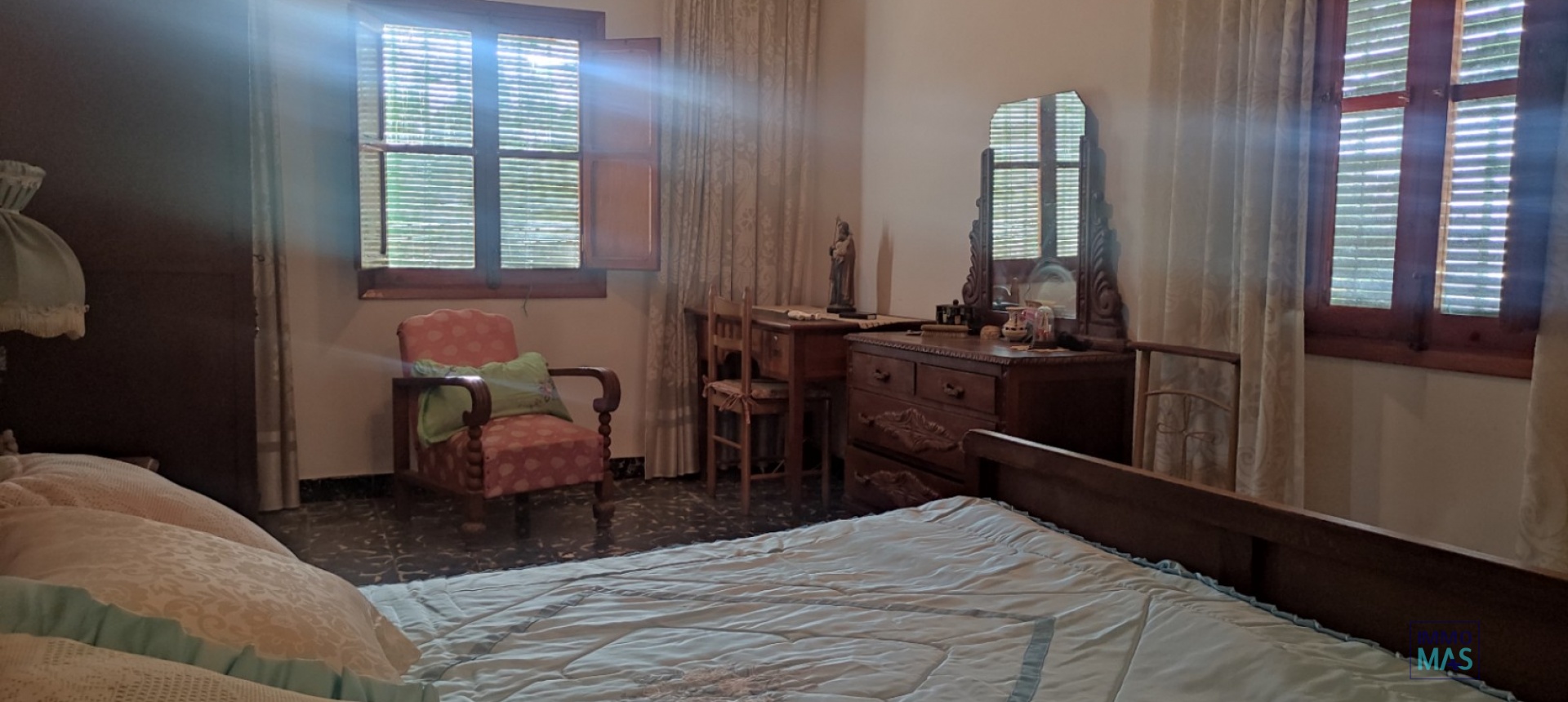 Resale - town_house - Sagra