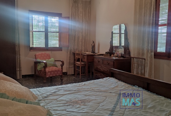 Resale - town_house - Sagra