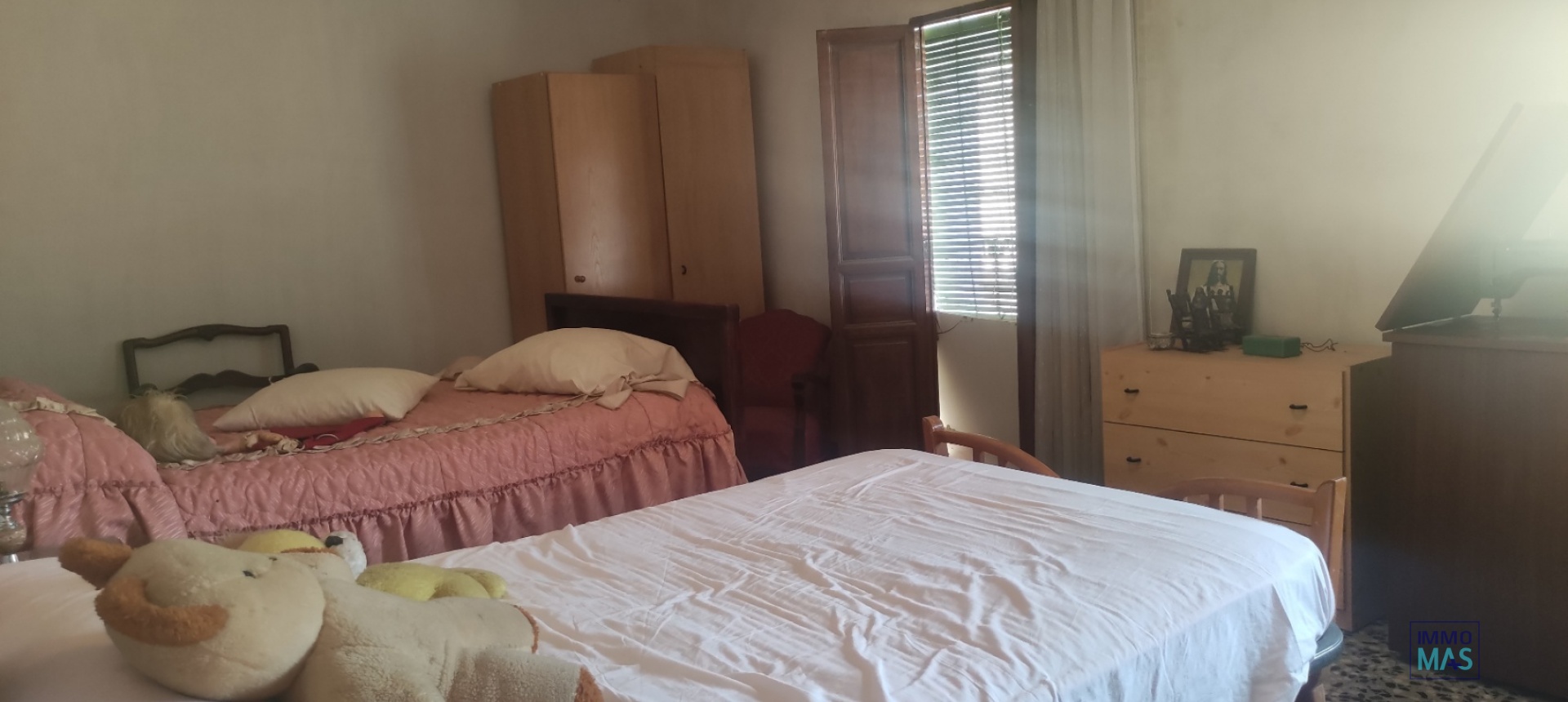 Resale - town_house - Sagra