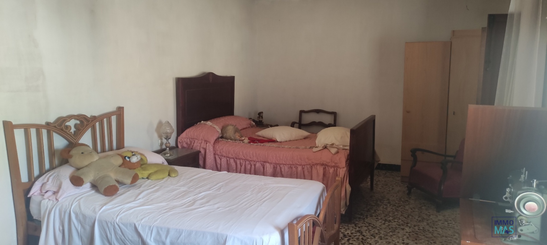 Resale - town_house - Sagra
