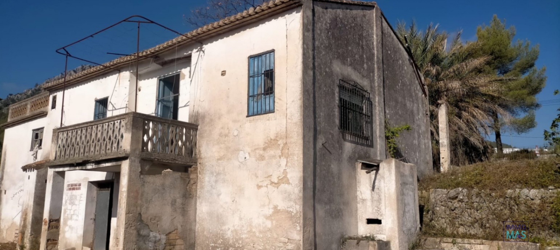 Resale - Villa - Orba