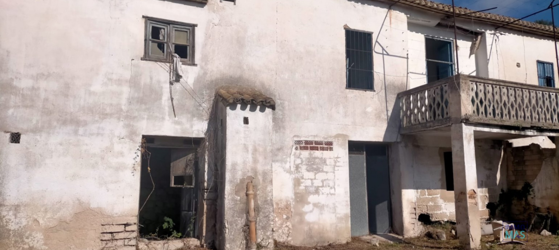 Resale - Villa - Orba