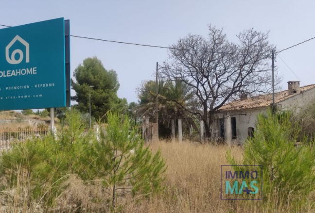 Resale - Villa - Orba