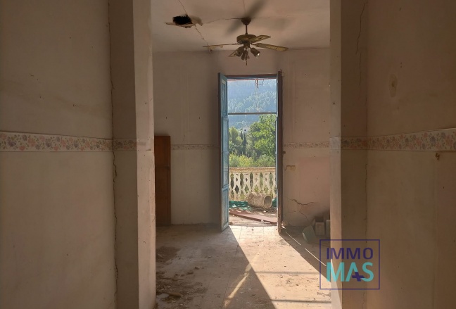 Resale - Villa - Orba