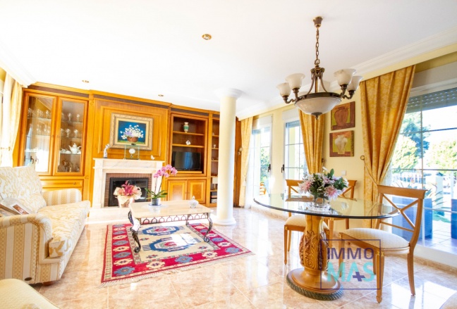 Resale - Villa - Orba