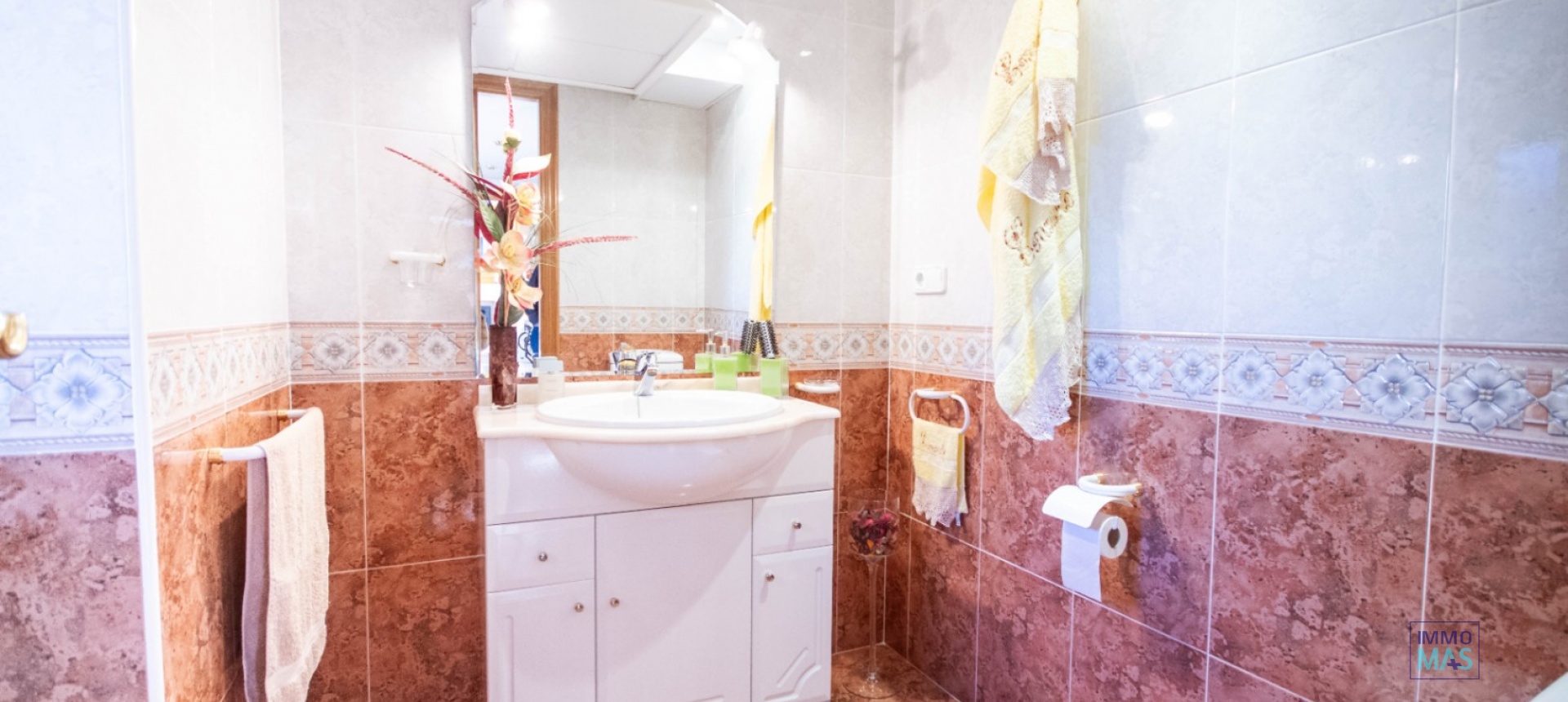 Resale - Villa - Orba