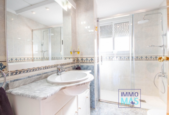 Resale - Villa - Orba