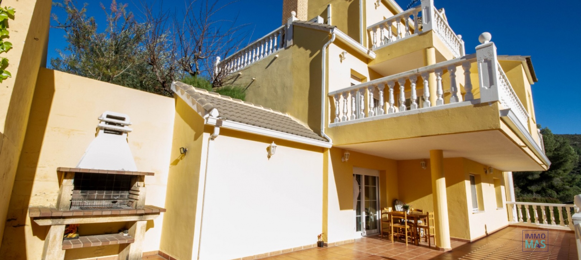 Resale - Villa - Orba