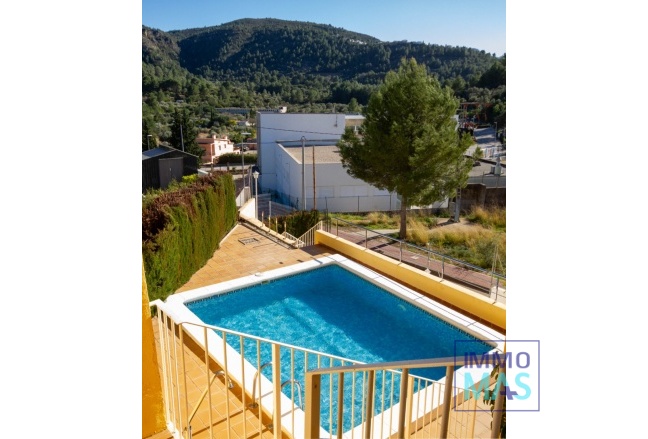 Resale - Villa - Orba