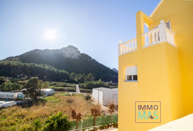 Resale - Villa - Orba