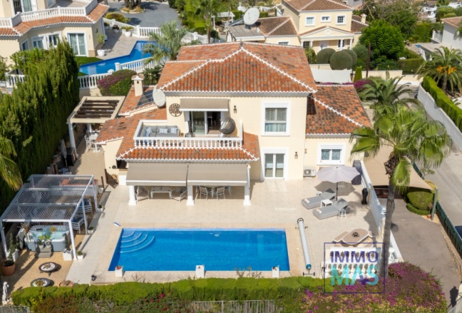 Resale - Villa - Moraira - Arnella