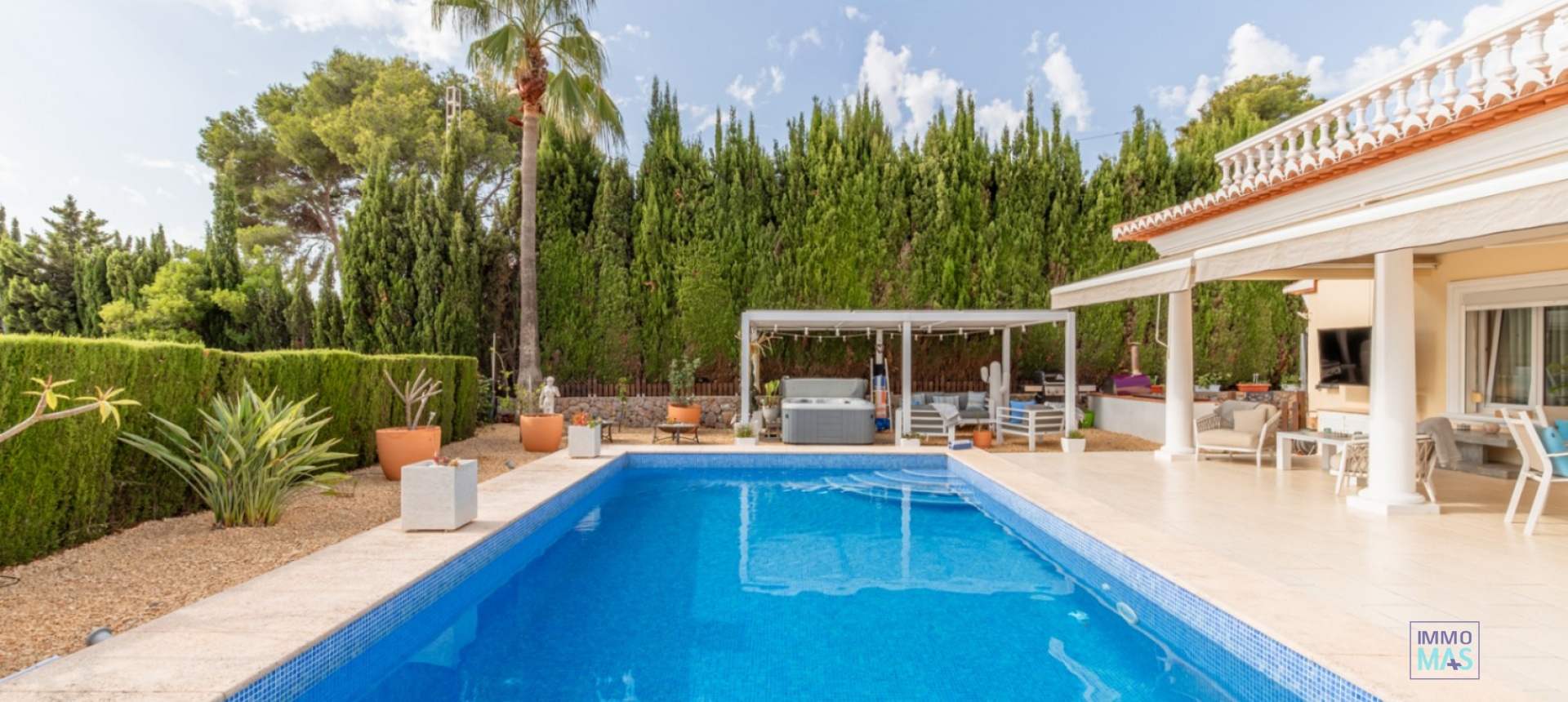 Resale - Villa - Moraira - Arnella