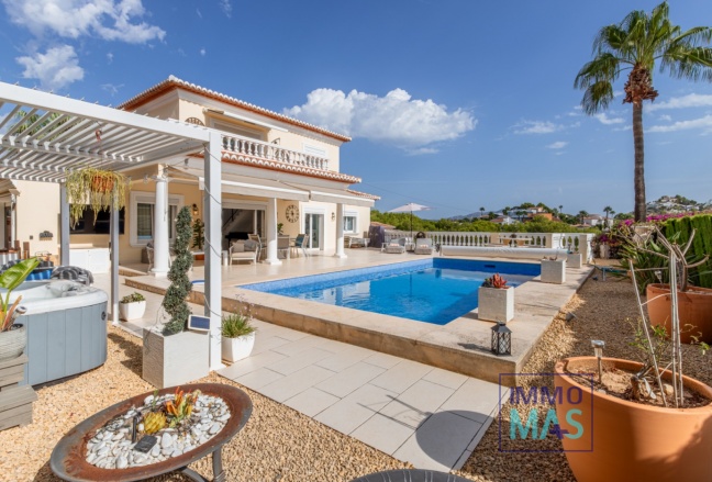 Resale - Villa - Moraira - Arnella
