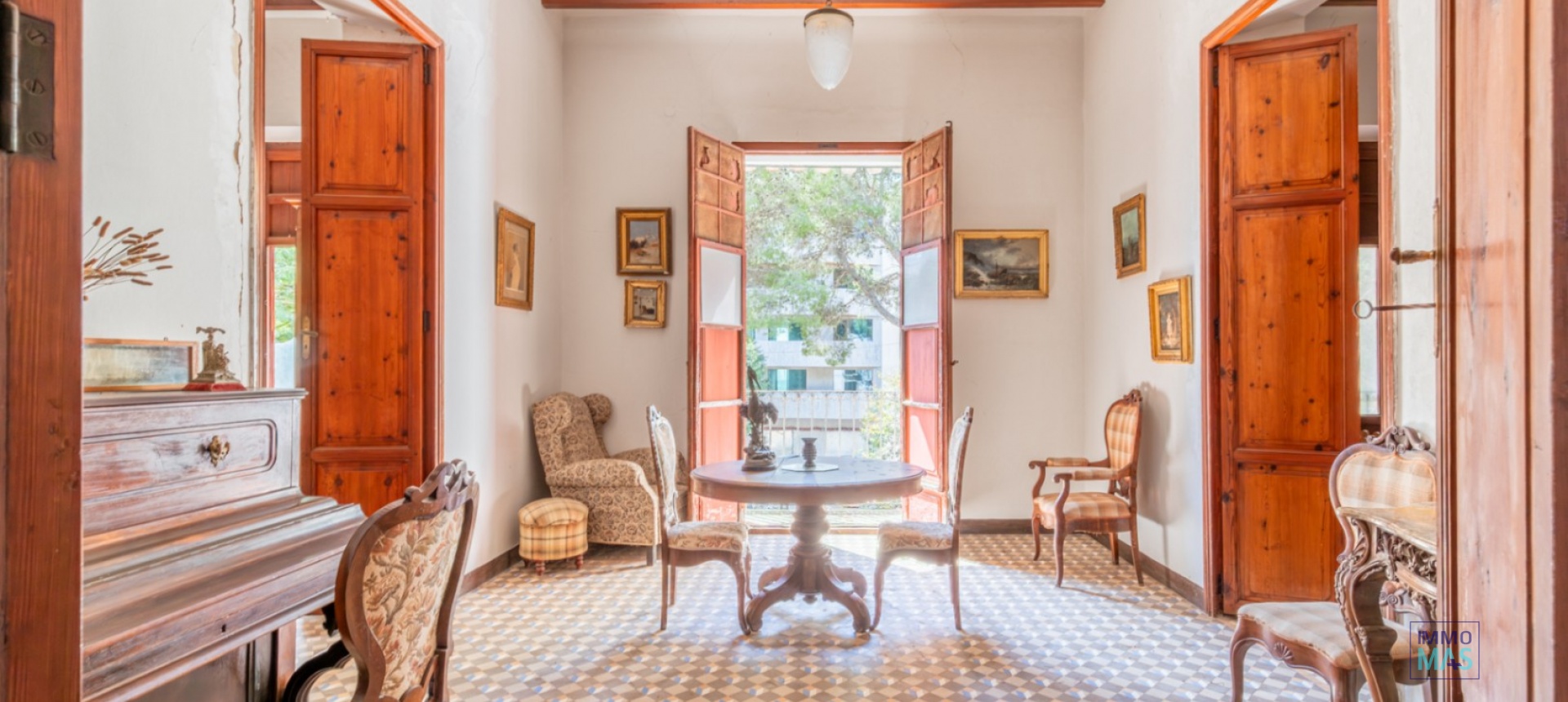 Resale - Villa - Benissa - Pueblo