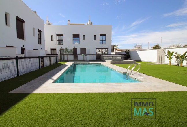 New Build - Villa - Pilar de la Horadada - parque Andromeda